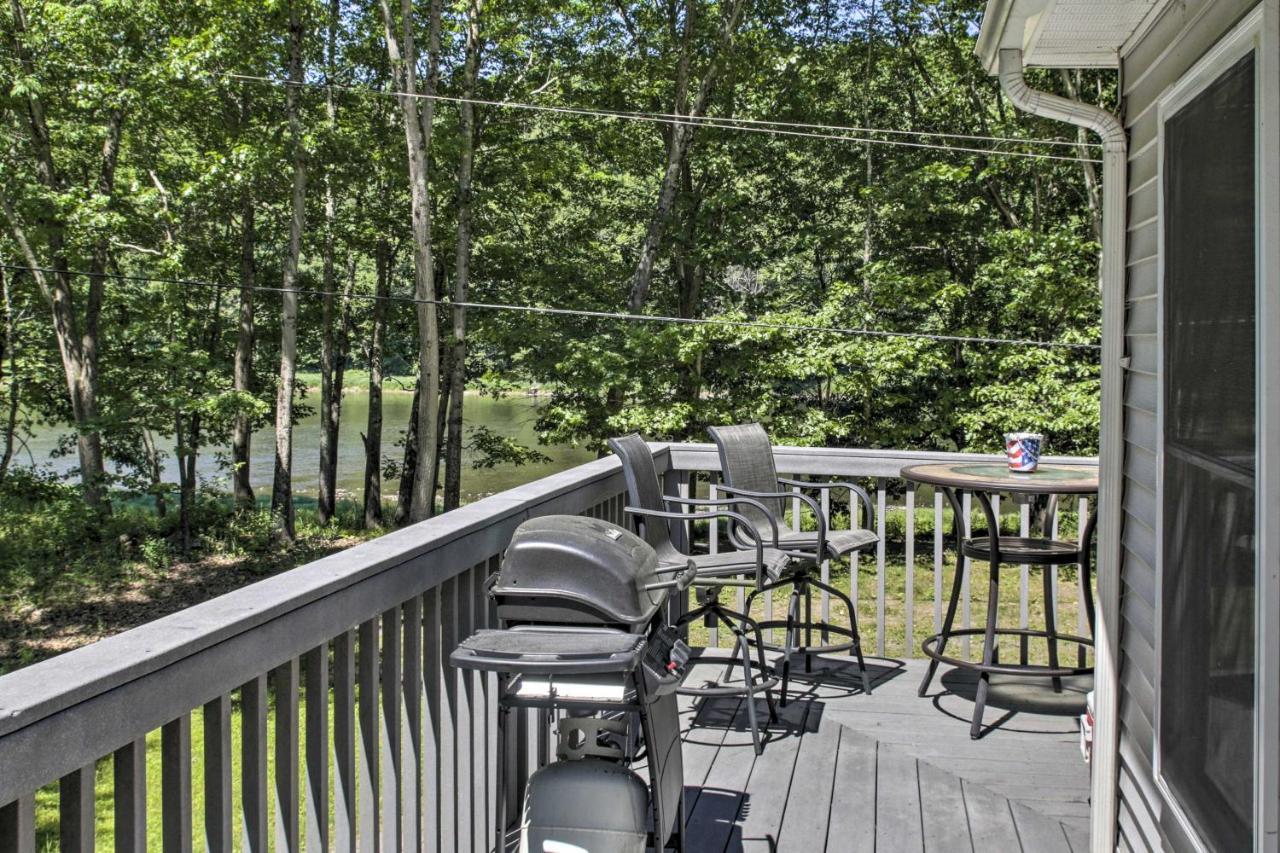Spacious Home With Deck, Grill And Delaware River View Callicoon Esterno foto