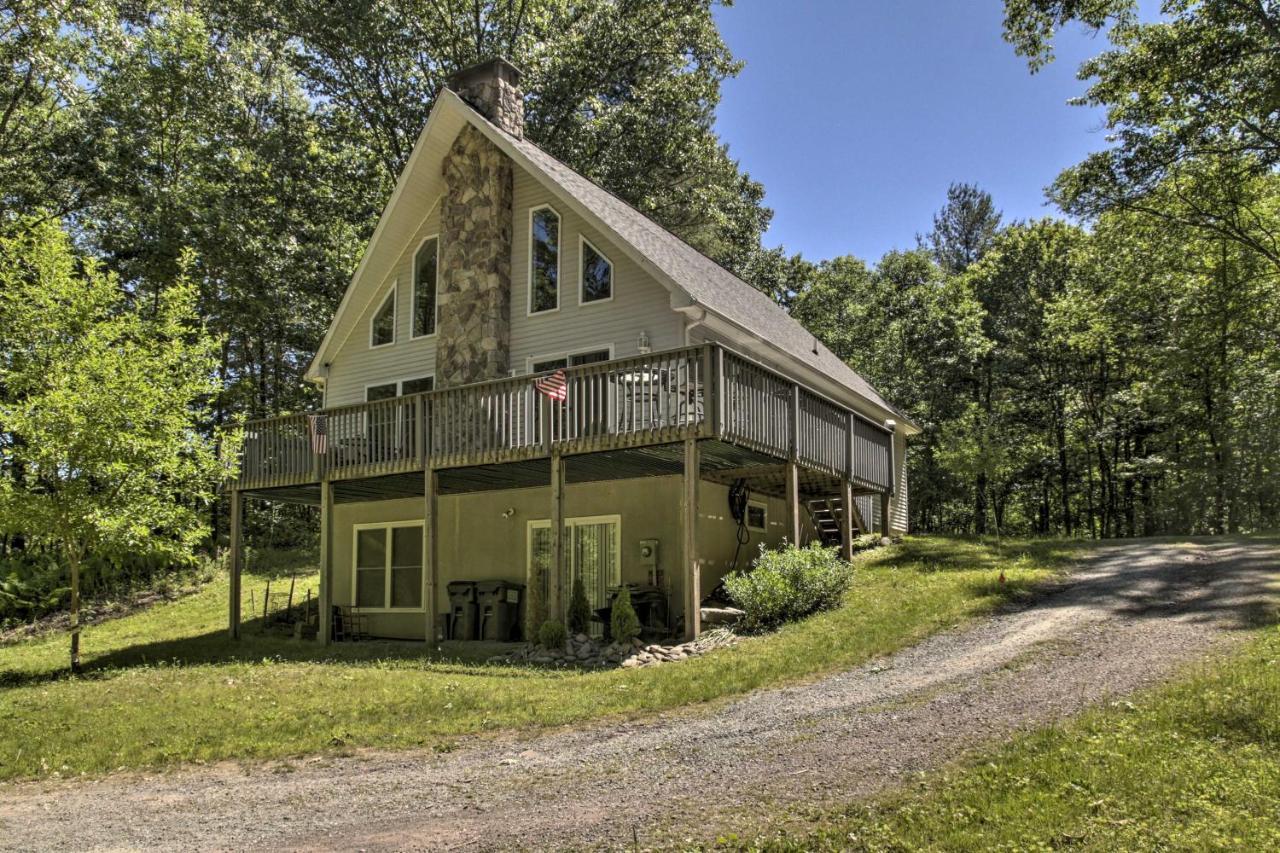Spacious Home With Deck, Grill And Delaware River View Callicoon Esterno foto